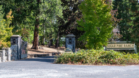 INN AT SUGAR PINE RANCH - Entry at Inn at Sugar Pine Ranch