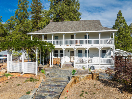 INN AT SUGAR PINE RANCH - Inn at Sugar Pine Ranch Exterior View