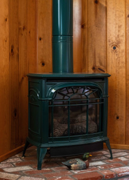 INN AT SUGAR PINE RANCH - Firestove