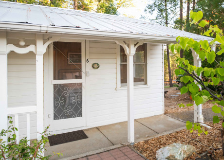 INN AT SUGAR PINE RANCH - Uptown Unit 6 Exterior View